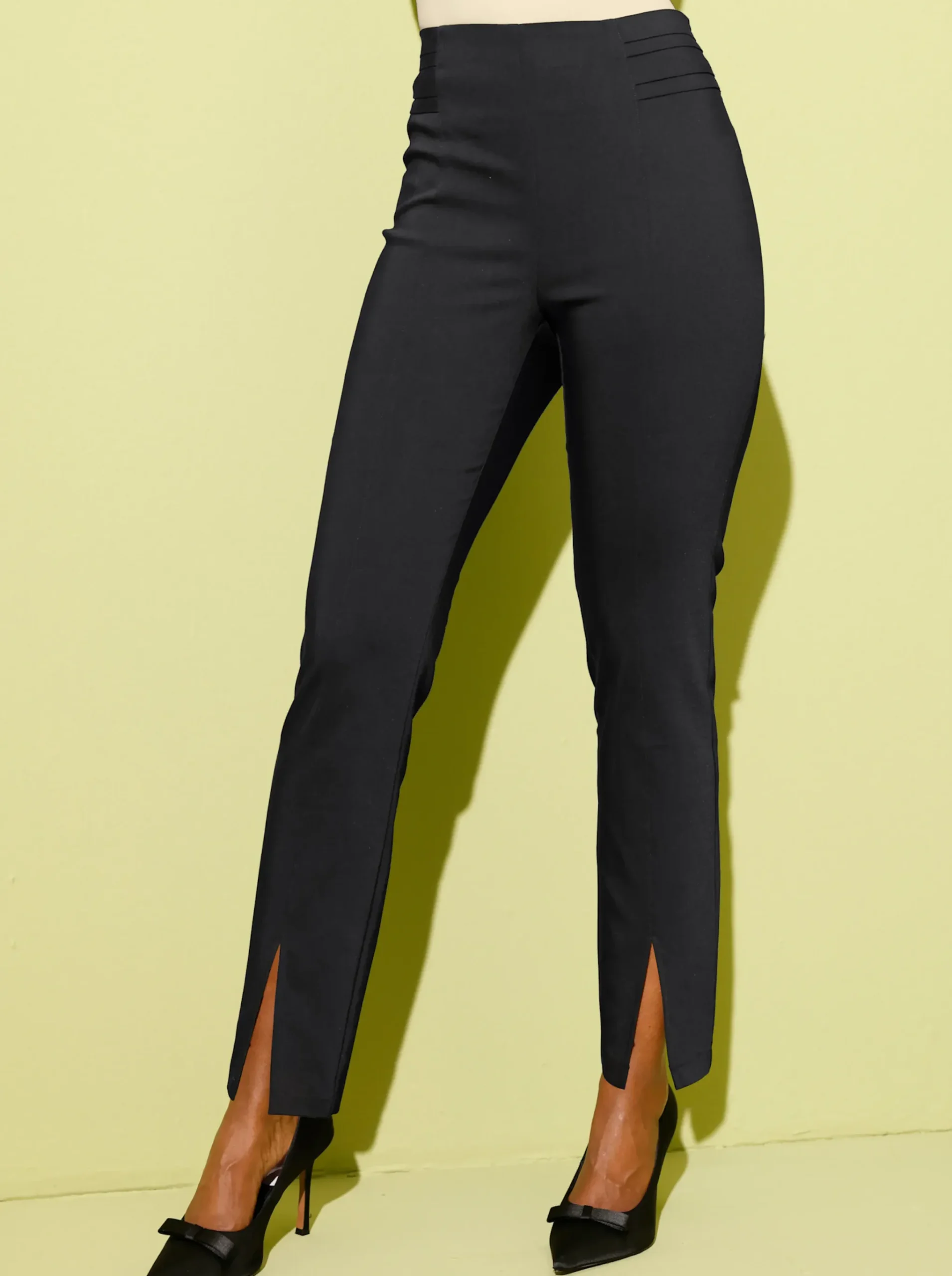 Bengalinhose mit rückwärtigem Dehnbund