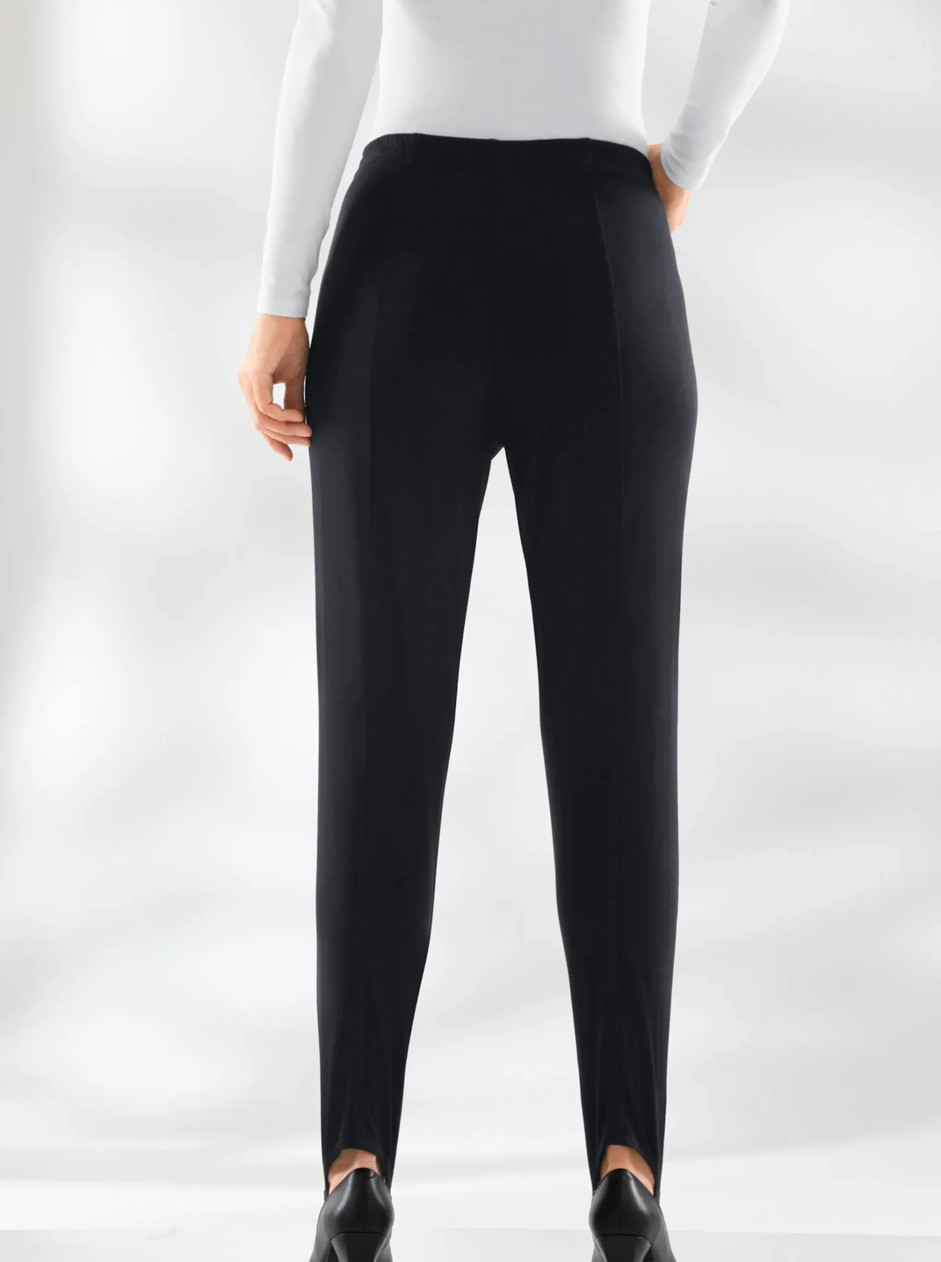 Bügelfaltenhose mit Steg