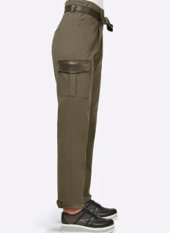 Cargohose mit Lederimitat-Details