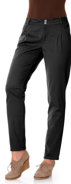 Chinohose in Karotten-Form
