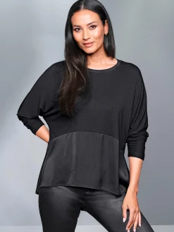 Fledermausshirt im Lagen-Look