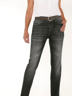 Jeans mit Nieten an den Taschen