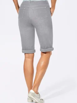 Jeansbermudas mit Gratis-Gürtel