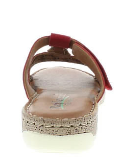 Pantolette mit sommerlicher Perforation