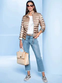 Push-up-Jeans mit Stickerei und Ziersteinchen