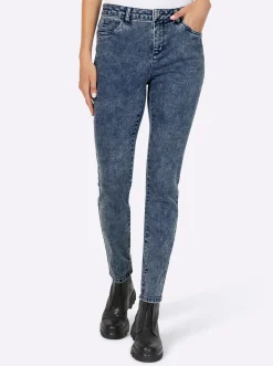 Röhrenjeans mit Glitzersteinchen-Applikation
