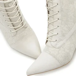 Schnürstiefelette
