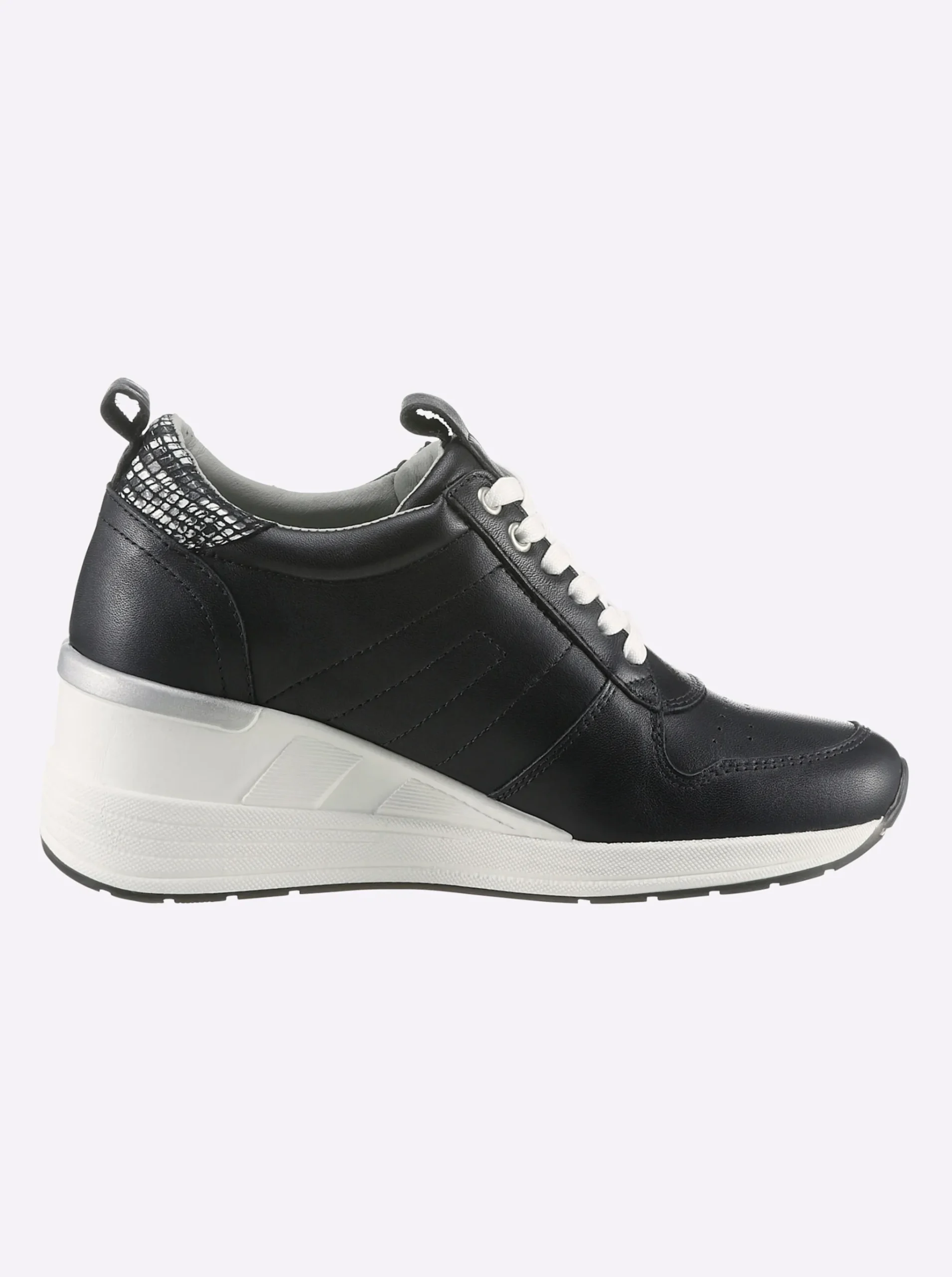 Sneaker