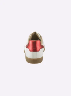 Sneaker