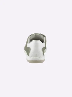 Sneaker für kräftige Füße