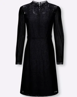 Spitzenkleid mit transparenten Ärmeln