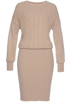 Strickkleid